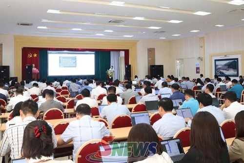 Tập huấn chuyển đổi số cho cán bộ, công chức