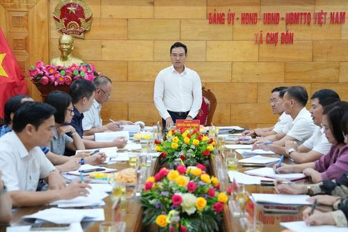 Khảo sát khu vực dự kiến thành lập phường tại xã Chợ Đồn