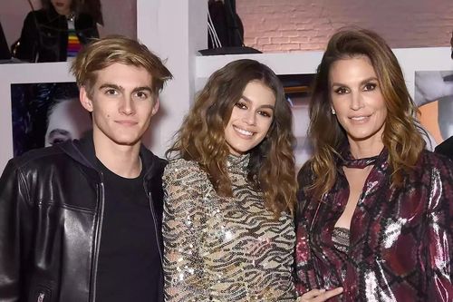 Cảnh sát thông tin về việc con trai siêu mẫu Cindy Crawford qua đời