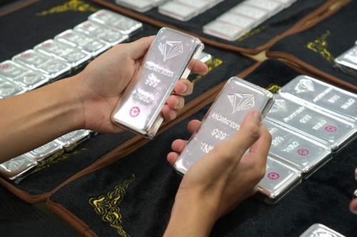 Ngày 22/9: Giá bạc trong nước và thế giới biến động trái chiều