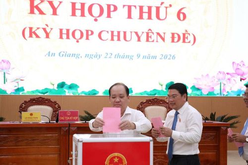 Bà Trần Thị Thanh Hương được bầu giữ chức Chủ tịch HĐND tỉnh An Giang