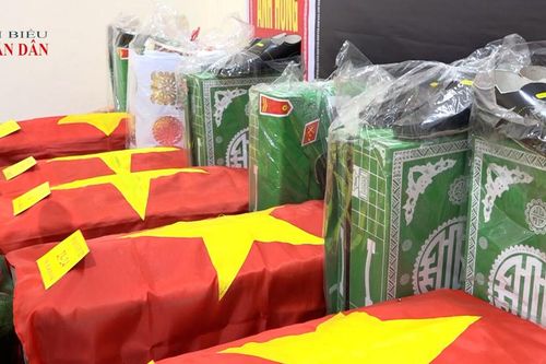 Bộ CHQS tỉnh Quảng Trị quy tập 6 hài cốt liệt sĩ tại khu phố Thành Cổ