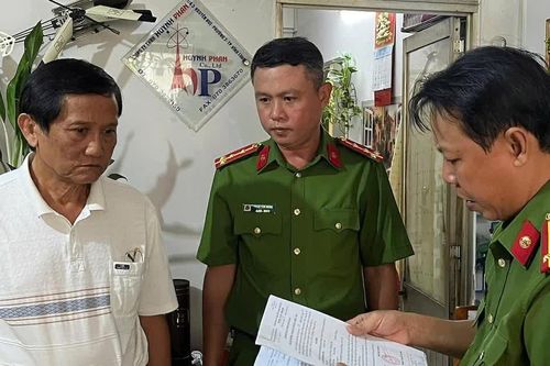 Bắt giam cán bộ kỹ thuật có hành vi làm giả tài liệu