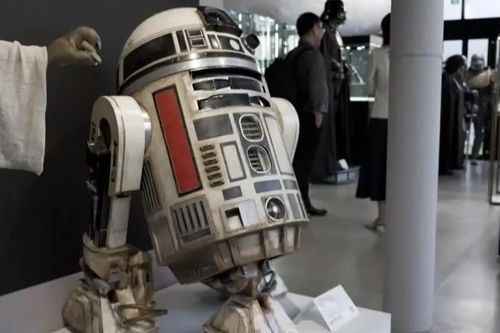 Trưng bày loạt hiện vật trong phim 'Star Wars' tại Tokyo