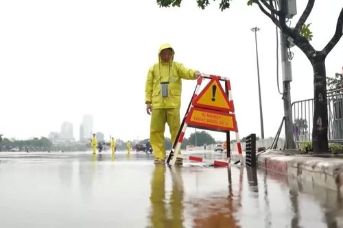 Rà soát hệ thống thoát nước, bảo đảm giao thông khi mưa lớn