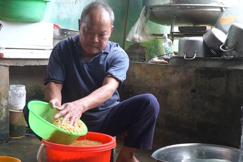 Đưa nước sạch về với xã miền núi Ba Vì