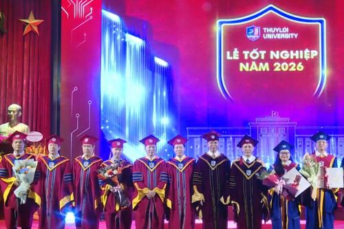 Gần 2.700 tân khoa nhận bằng tốt nghiệp của Đại học Thủy lợi