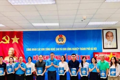 Công đoàn các Khu công nghệ cao và Khu công nghiệp Hà Nội có thêm 1.150 đoàn viên
