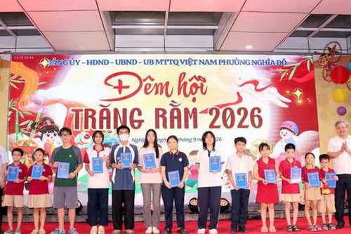 Nghĩa Đô rộn ràng 'Đêm hội trăng rằm' năm 2026