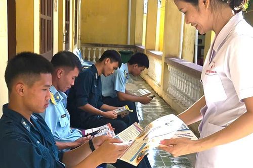 Hải Phòng khám, tư vấn sức khỏe sinh sản tại đặc khu Bạch Long Vĩ