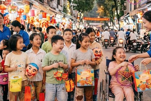 Đây là nhóm đối tượng ở Hà Nội được nhận quà tặng dịp Tết Trung thu