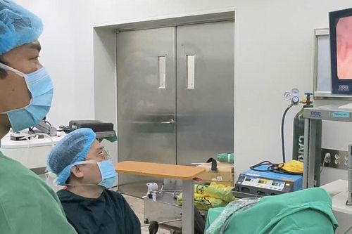 Phì đại tuyến tiền liệt kích thước lớn, người đàn ông mất ngủ hơn 10 năm do tiểu đêm nhiều lần