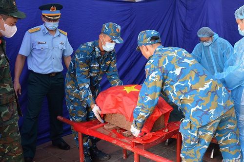 500 ngày đêm và những bước chân thầm lặng của bác sĩ pháp y