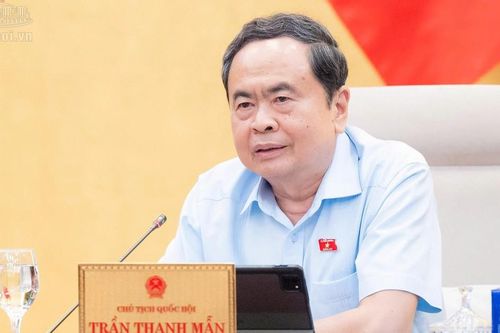 Chủ tịch Quốc hội lưu ý chính sách thuế với suất ăn bệnh viện, trường học