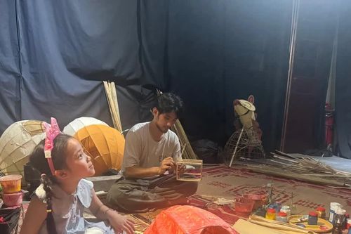 Người trẻ muốn đánh thức mùa trăng