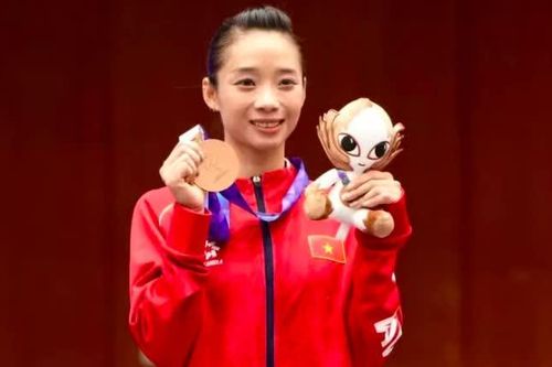 'Ngả mũ' trước Dương Thúy Vi - nữ võ sỹ giành 3 huy chương sau 5 kỳ ASIAD liên tiếp