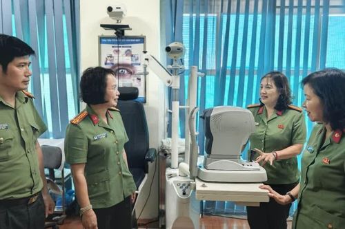 Chia sẻ kinh nghiệm vận hành, thúc đẩy chuyển đổi số y tế Công an nhân dân