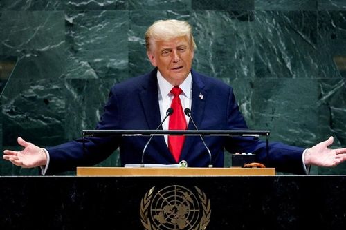 Ông Trump muốn đổi tên AI thành SI 'siêu trí tuệ'