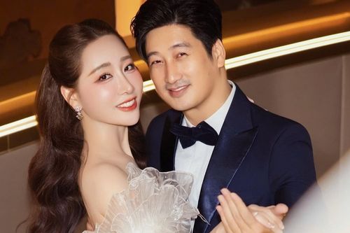 Thùy Anh và NSƯT Ngọc Quỳnh cưới