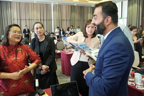 Đoàn famtrip Pakistan đến Quảng Ninh tìm kiếm cơ hội hợp tác du lịch
