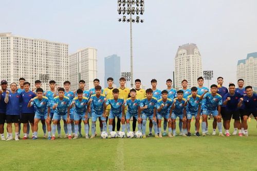 U16 Việt Nam lên đường tham dự giải quốc tế tại Trung Quốc