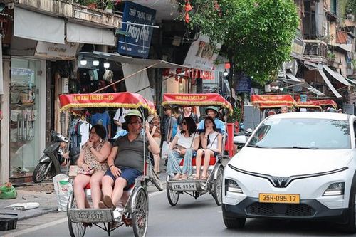 Khách du lịch tăng mạnh, khách sạn Hà Nội vẫn phải tìm thêm nguồn cầu