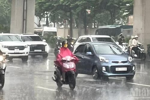 Thời tiết ngày 23/9: Bắc Bộ, Nam Bộ có mưa rào và dông ở nhiều nơi