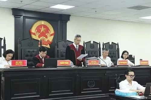 Xét xử 30 bị cáo trong vụ sản xuất, buôn bán hơn 187.000 hộp sữa giả