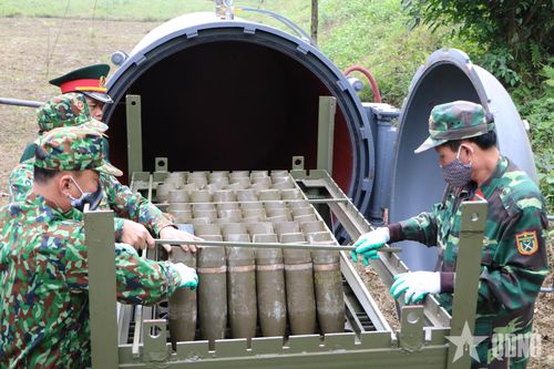 Hết mình vì nhiệm vụ 'chiến đấu thời bình'