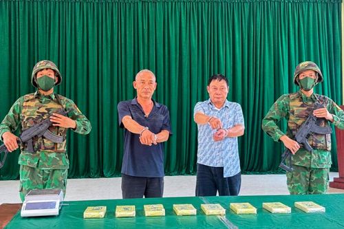 Khen thưởng lực lượng triệt phá chuyên án ma túy