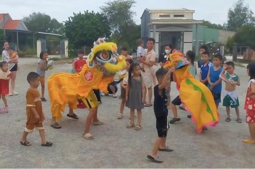 Trung thu xóm tôi - một nét văn hóa truyền thống