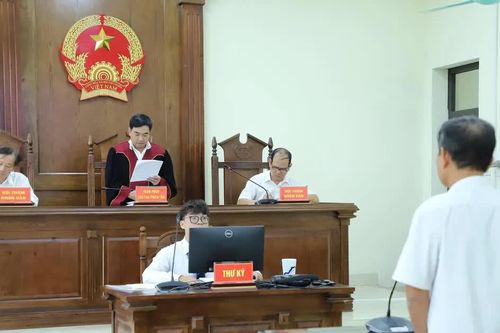 Hà Nội: Yêu cầu đóng, truy đóng gần 5,9 tỷ đồng bảo hiểm cho 873 lao động