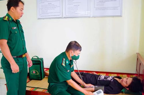 Cần Thơ: Kịp thời cứu 5 ngư dân gặp nạn
