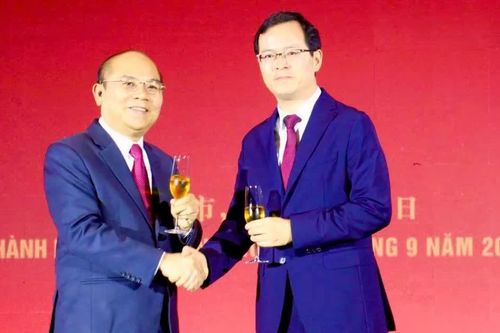 Kỷ niệm 77 năm Quốc khánh nước CHND Trung Hoa