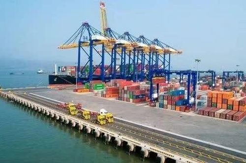 [SPOTLIGHT] Kỷ lục 770 tỷ USD xuất nhập khẩu: Cơ hội hay thách thức cho Việt Nam?