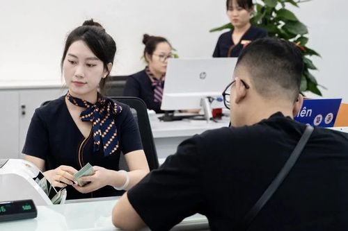 [SPOTLIGHT] Từ 1/11, ngân hàng chia sẻ thông tin tín dụng phải được khách hàng đồng ý