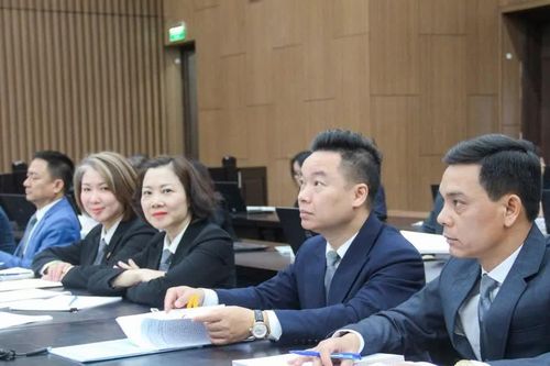 Chính thức có văn bản hướng dẫn về luật sư công, quy định những trường hợp được miễn đào tạo
