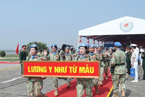 Hơn 200 chiến sĩ mũ nồi xanh Việt Nam lên đường làm nhiệm vụ gìn giữ hòa bình