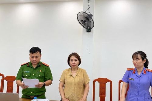 Khởi tố chủ cơ sở sản xuất giò, chả dùng hàn the ở Lào Cai