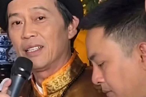 Hoài Lâm gặp lại cha nuôi Hoài Linh