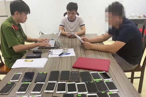 Kịch bản lừa tiền của 8 đối tượng giả danh shipper