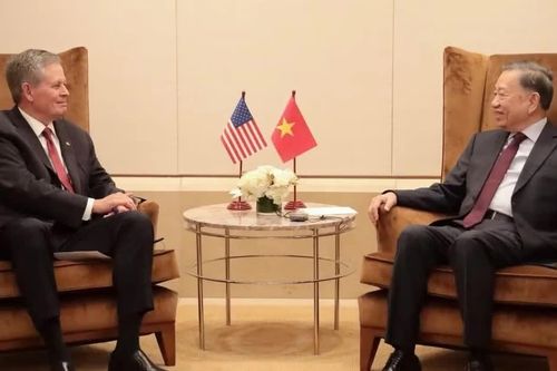 Thượng nghị sĩ Mỹ: Thế giới cần nhiều hơn những quốc gia có trách nhiệm như Việt Nam