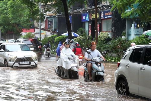 Hà Nội đã bớt ngập, nhưng còn nhiều việc phải làm