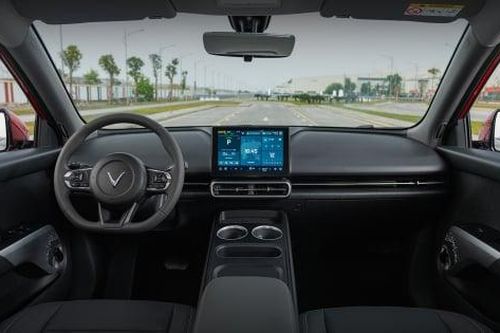 Cả nhà cùng về quê dịp Trung thu, VinFast VF MPV 7 đáp ứng ra sao?