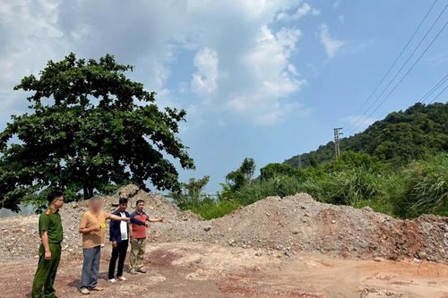 Tổng Giám đốc công ty bê tông bị khởi tố sau vụ tập kết hơn 121 tấn chất thải