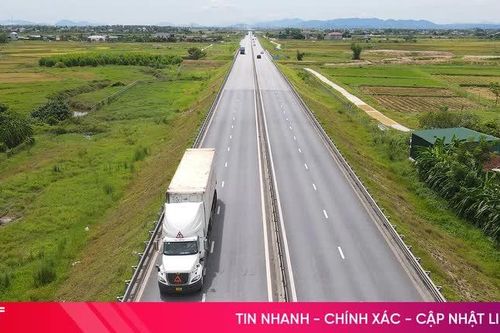 Lưu lượng xe trên cao tốc qua Hà Tĩnh giảm khoảng 30%: Vì sao?