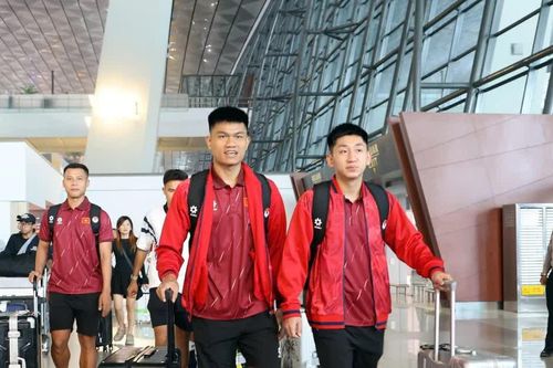 Đội tuyển Việt Nam đến Indonesia, sẵn sàng cho FIFA ASEAN Cup 2026