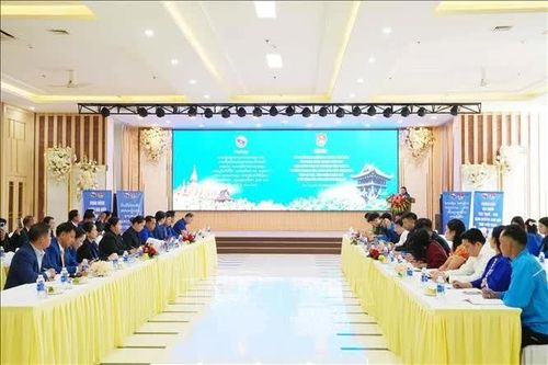 Trao đổi kinh nghiệm công tác Đoàn giữa Sơn La (Việt Nam) với các tỉnh của Lào