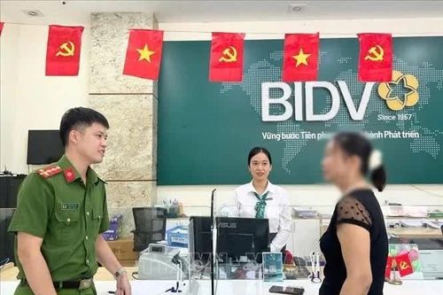 Ngăn chặn lừa đảo 'mở mốc quà tặng' trúng thưởng trên mạng xã hội