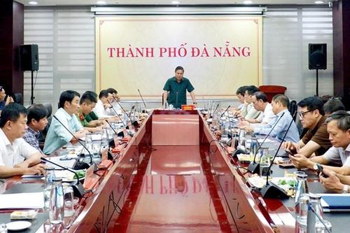 Gỡ vướng mặt bằng đường dây 220kV Thạnh Mỹ - Duy Xuyên